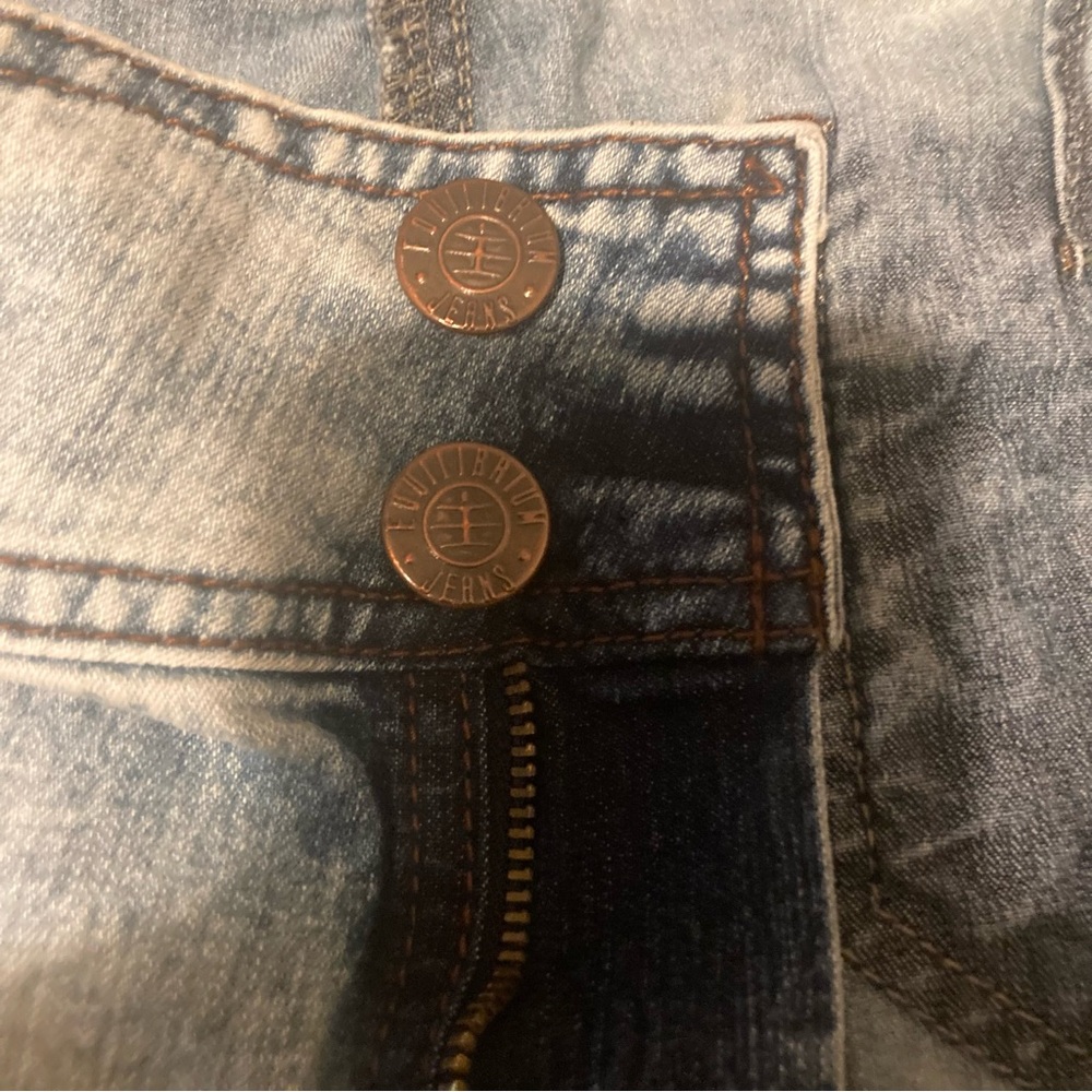 Colombian Jeans - Picture 7 of 9